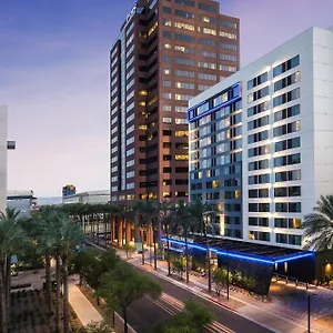 https://ac-hotel-by-marriott-phoenix-downtown.hotelsofphoenix.com